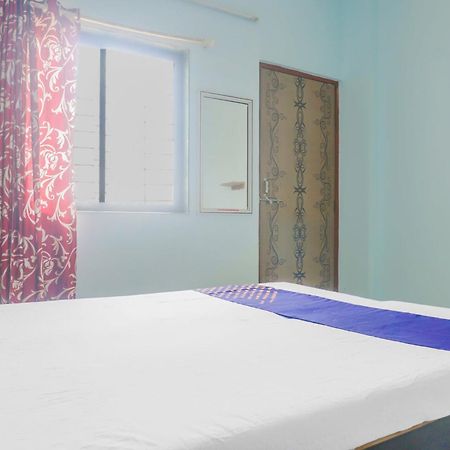 Spot On 79676 Hote Kinara Lodging And Restaurant Daund Esterno foto