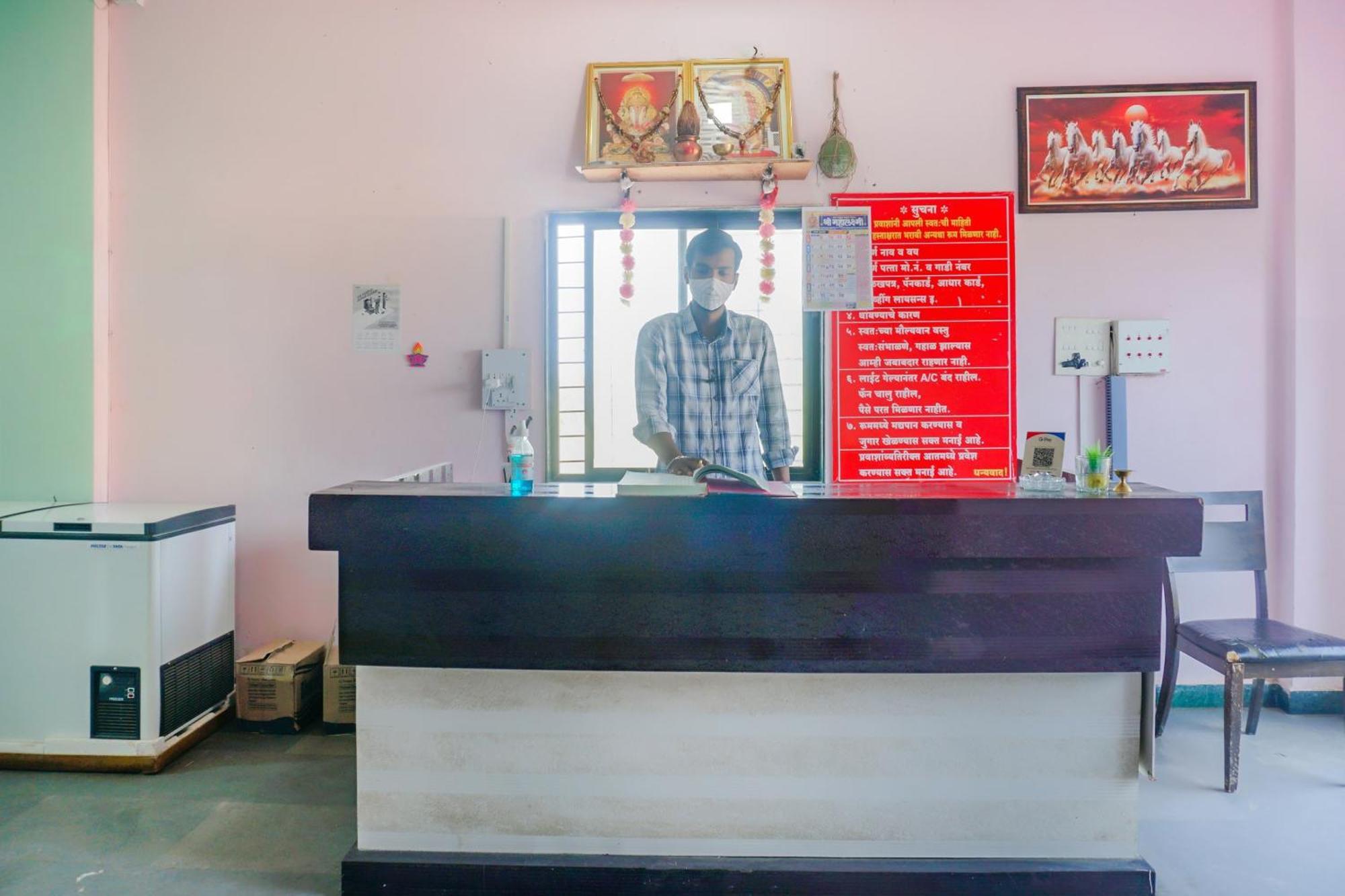 Spot On 79676 Hote Kinara Lodging And Restaurant Daund Esterno foto